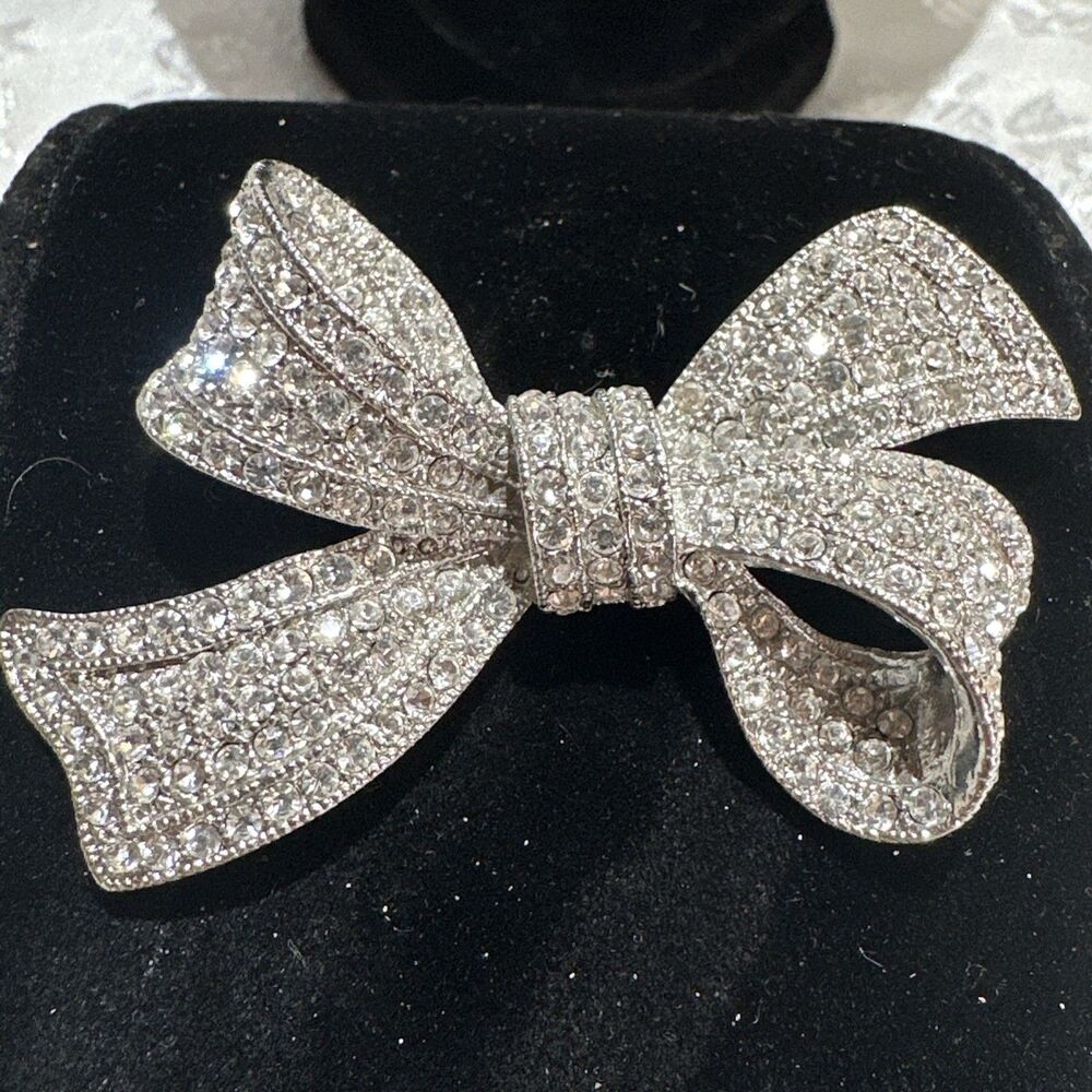 Dazzling White Stone Pin Brooch